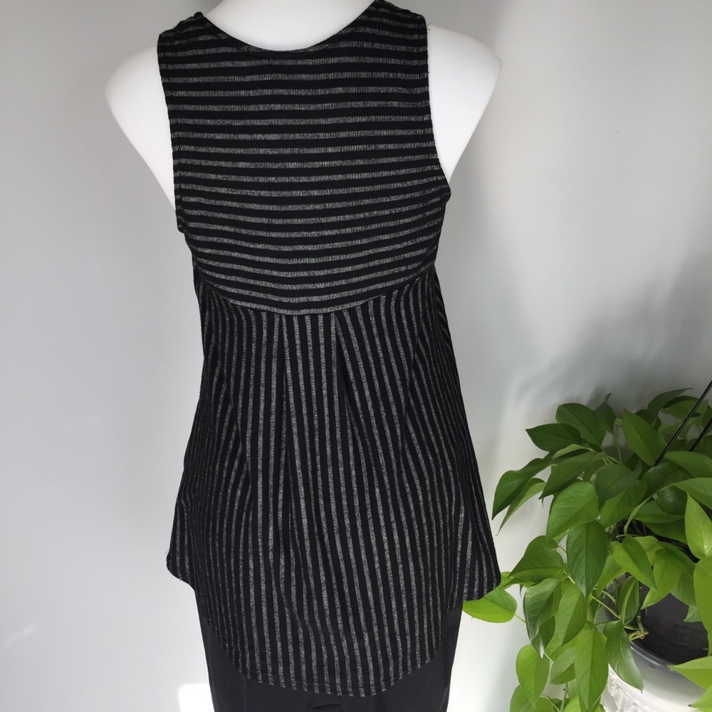 NWT - W5 • Tank Top